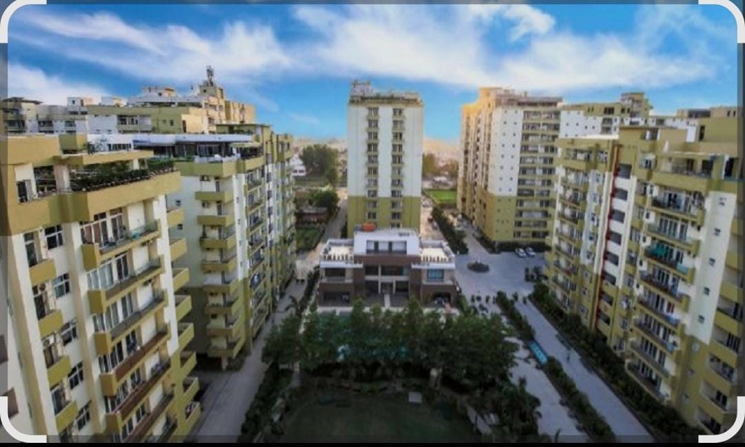 2050 sq feet flat for sale