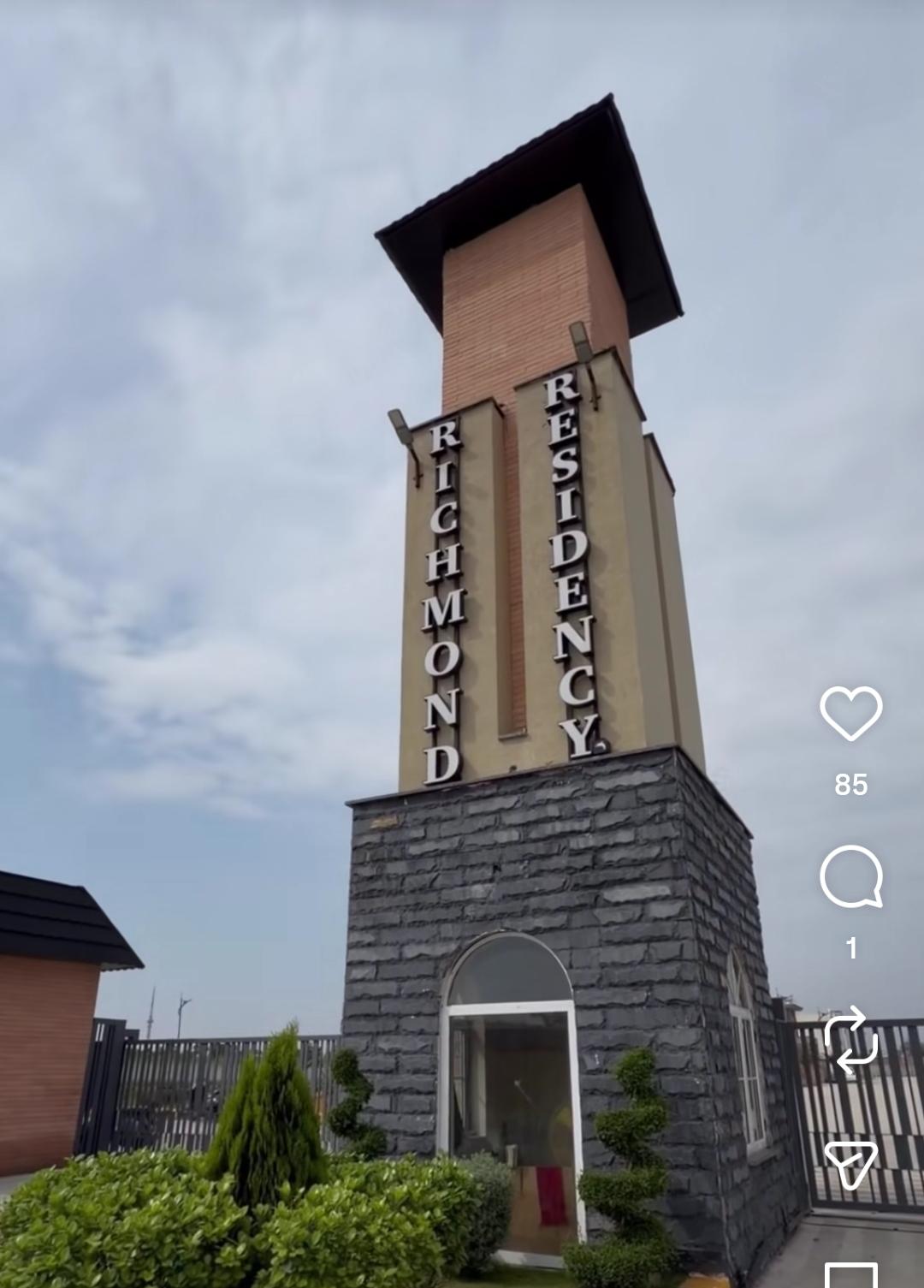 4(20*45)nd 6 (23*54) marla  all facing availabe ( 4.5 lakhs per marla