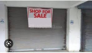 750 sq ft shop in main market